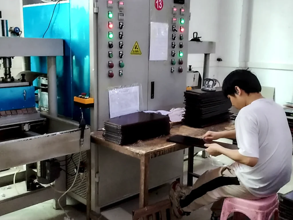 High-frequency bonding equipment used for complex acetate material lamination in eyewear manufacturing